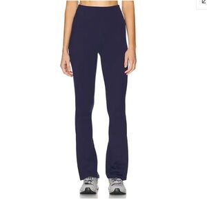 NWT Beyond Yoga Power Beyond Strive High Waisted Pant in Navy | Size XS